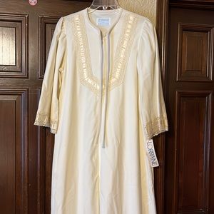 Lorraine Robe small